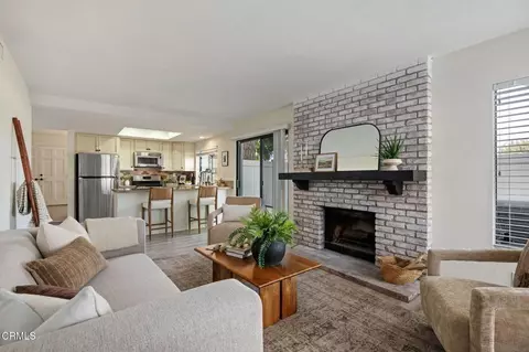 Living - 3420 Olds Rd, Oxnard, CA 93033 photo 5 of 6
