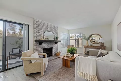 Living - 3420 Olds Rd, Oxnard, CA 93033 photo 4 of 6