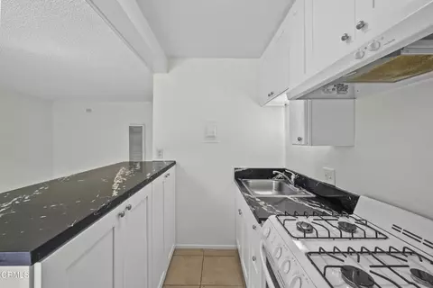 Kitchen - 1920 N H St #134, Oxnard, CA 93036 photo 4 of 4