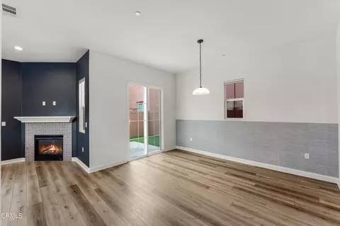 Living - 1625 Range Rd, Oxnard, CA 93036 photo 4 of 4