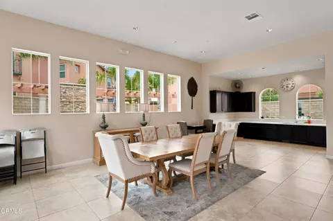 Dining - 1625 Range Rd, Oxnard, CA 93036 photo 2 of 2