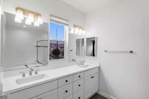 Bath - 1625 Range Rd, Oxnard, CA 93036 photo 3 of 3