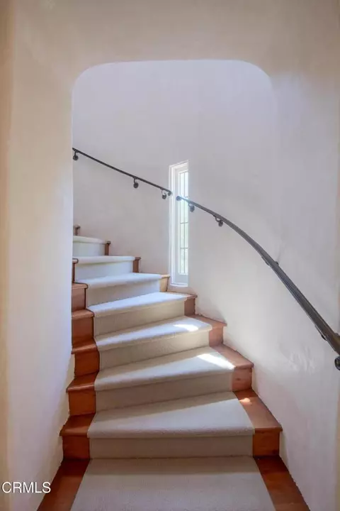 Entry Way - 520 Foothill Rd, Ojai, CA 93023 photo 2 of 2