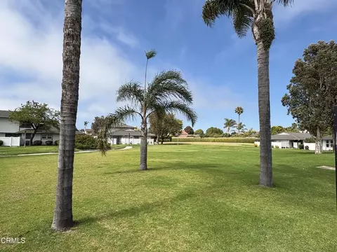 Exterior - 2304 Miramar Walk, Oxnard, CA 93035 photo 14 of 15