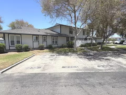 Exterior - 2304 Miramar Walk, Oxnard, CA 93035 photo 5 of 15