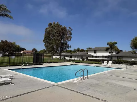 Exterior - 2304 Miramar Walk, Oxnard, CA 93035 photo 10 of 15