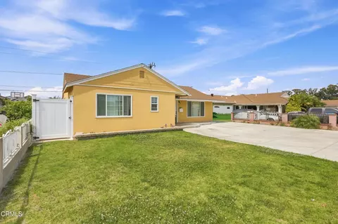 565 E Olive St, Oxnard, CA 93033 photo 3