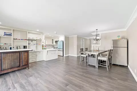 565 E Olive St, Oxnard, CA 93033 photo 12
