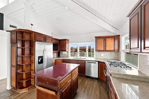 Kitchen - 3089 Bayshore Ave, Ventura, CA 93001 photo 2 of 8
