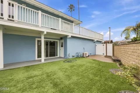 Exterior - 3089 Bayshore Ave, Ventura, CA 93001 photo 11 of 13