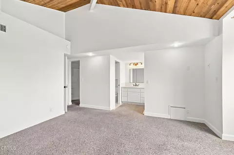 Bedroom - 3089 Bayshore Ave, Ventura, CA 93001 photo 3 of 9