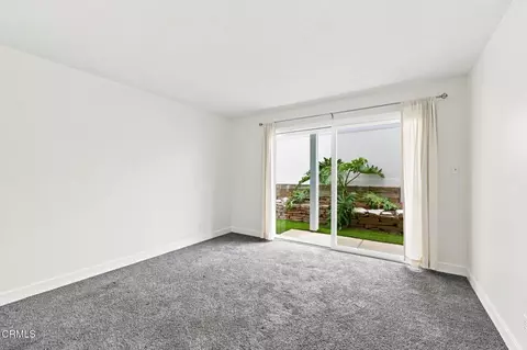 Bedroom - 3089 Bayshore Ave, Ventura, CA 93001 photo 6 of 9