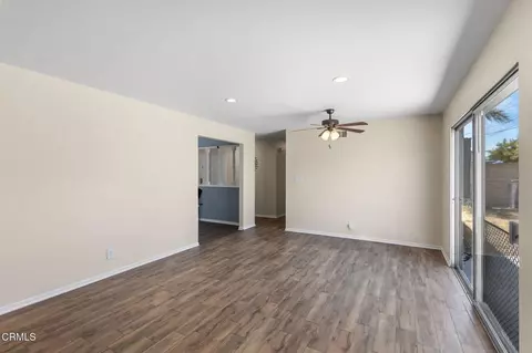 Living - 1001 Redwood St, Oxnard, CA 93033 photo 2 of 4