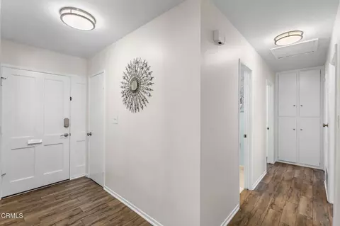 Entry Way - 1001 Redwood St, Oxnard, CA 93033 photo 2 of 2