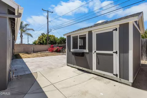 Exterior - 1001 Redwood St, Oxnard, CA 93033 photo 5 of 6
