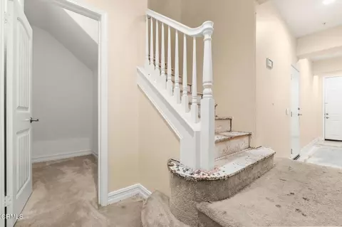 Entry Way - 1408 Windshore Way, Oxnard, CA 93035 photo 2 of 3