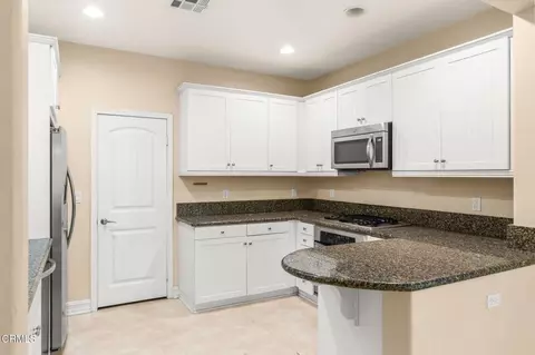 Entry Way - 1408 Windshore Way, Oxnard, CA 93035 photo 3 of 3