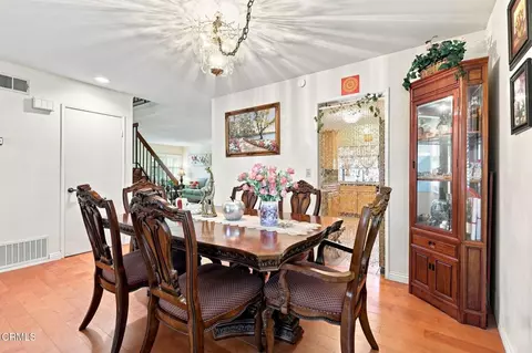 Dining - 1935 El Rancho Dr, Camarillo, CA 93010 photo 3 of 4