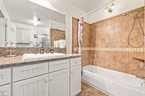 Bath - 1935 El Rancho Dr, Camarillo, CA 93010 photo 2 of 8