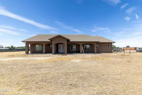 Exterior - 13111 Eberle, Bakersfield, CA 93313 photo 1 of 8