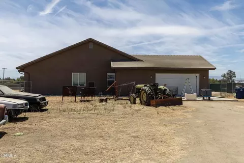 Exterior - 13111 Eberle, Bakersfield, CA 93313 photo 2 of 8