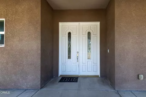 Entry Way - 13111 Eberle, Bakersfield, CA 93313 photo 1 of 2