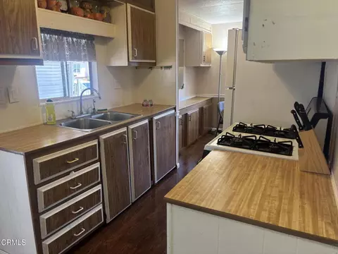 425 Avalon Pl #86, Oxnard, CA 93033 photo 9