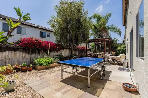 Exterior - 1154 N Lombard St, Oxnard, CA 93030 photo 4 of 10