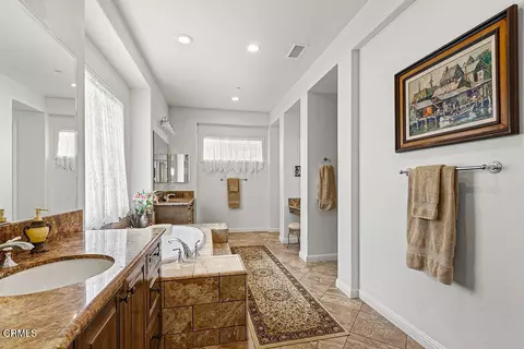 Bath - 7274 Hightop St, Moorpark, CA 93021 photo 2 of 10