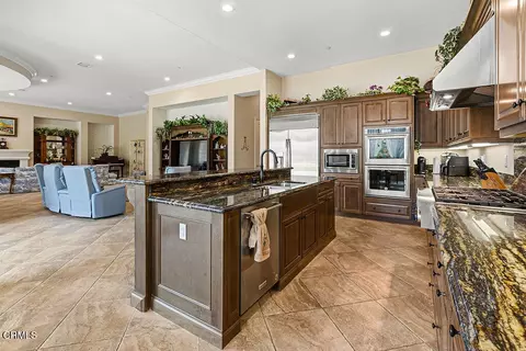 Kitchen - 7274 Hightop St, Moorpark, CA 93021 photo 3 of 8
