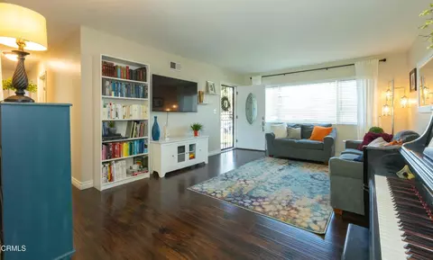2160 Sanchez Dr, Camarillo, CA 93010 photo 16