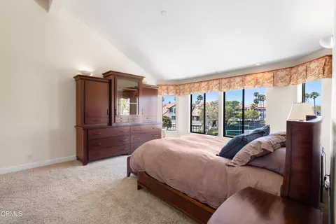 Bedroom - 2114 Vina Del Mar, Oxnard, CA 93035 photo 5 of 7