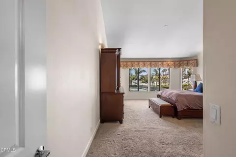 Bedroom - 2114 Vina Del Mar, Oxnard, CA 93035 photo 3 of 7