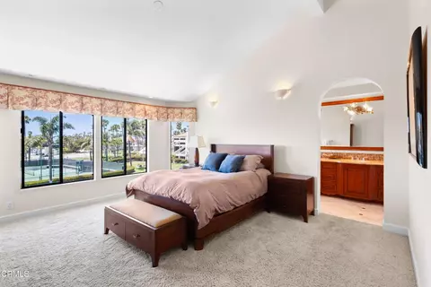 Bedroom - 2114 Vina Del Mar, Oxnard, CA 93035 photo 4 of 7