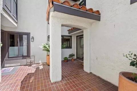 Exterior - 2114 Vina Del Mar, Oxnard, CA 93035 photo 2 of 7