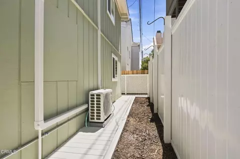 Exterior - 141 Glendale Ave, Oxnard, CA 93035 photo 7 of 10