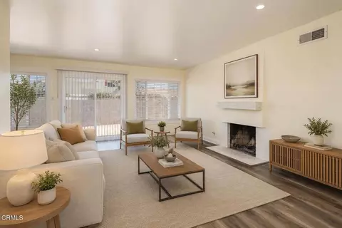 Living - 1109 Douglas Ave, Oxnard, CA 93030 photo 1 of 3