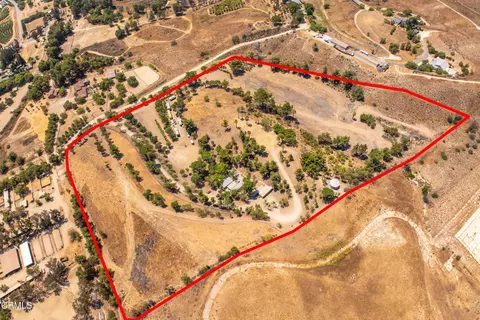 8450 Waters Rd, Moorpark, CA 93021 photo 35