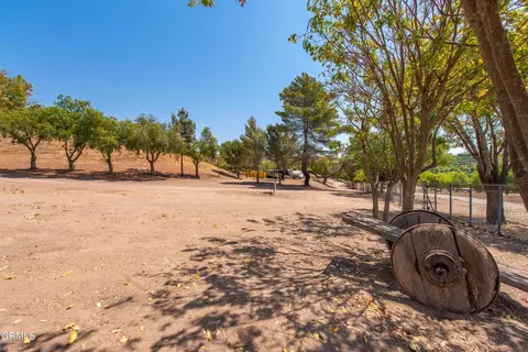 8450 Waters Rd, Moorpark, CA 93021 photo 27