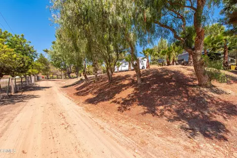 8450 Waters Rd, Moorpark, CA 93021 photo 4
