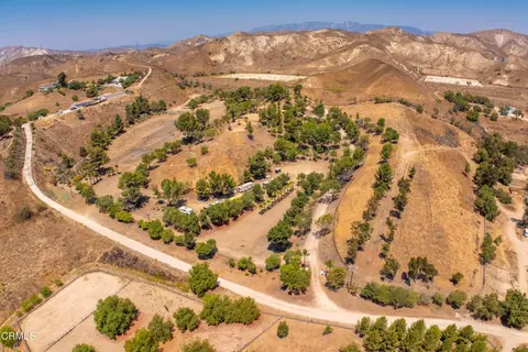 8450 Waters Rd, Moorpark, CA 93021 photo 34