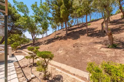 8450 Waters Rd, Moorpark, CA 93021 photo 18