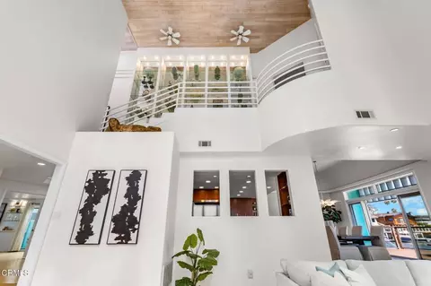 Entry Way - 2150 Napoli Dr, Oxnard, CA 93035 photo 5 of 10