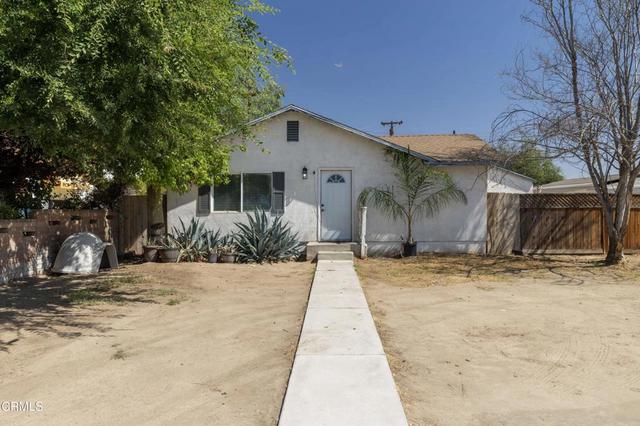 818 Decatur St, Bakersfield, CA 93308