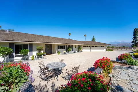 Exterior - 1098 Garrido Ct, Camarillo, CA 93010 photo 2 of 6