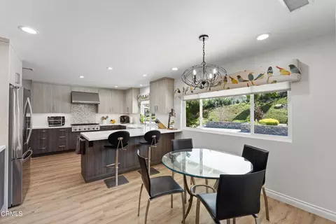 Kitchen - 1098 Garrido Ct, Camarillo, CA 93010 photo 3 of 4