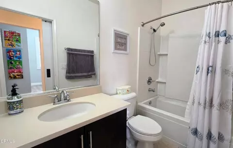 Bath - 2704 Riverpark Blvd, Oxnard, CA 93036 photo 2 of 4