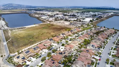 View/Area - 672 Xanadu Way, Oxnard, CA 93036 photo 13 of 15