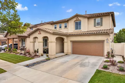 Exterior - 672 Xanadu Way, Oxnard, CA 93036 photo 10 of 11