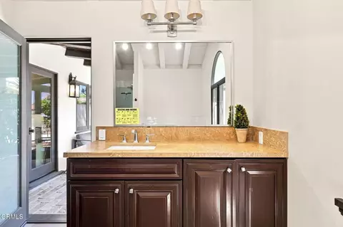 Bath - 1151 Glenview Rd, Montecito, CA 93108 photo 9 of 12